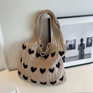 Heart Knit Tote Bag